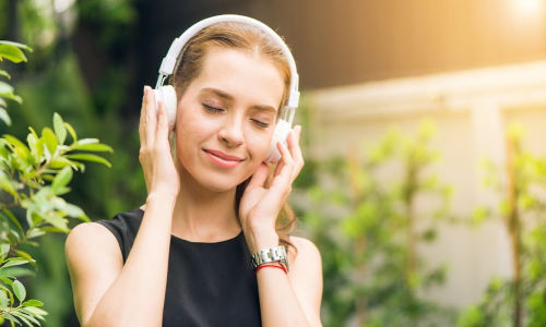 headphones, listening to music